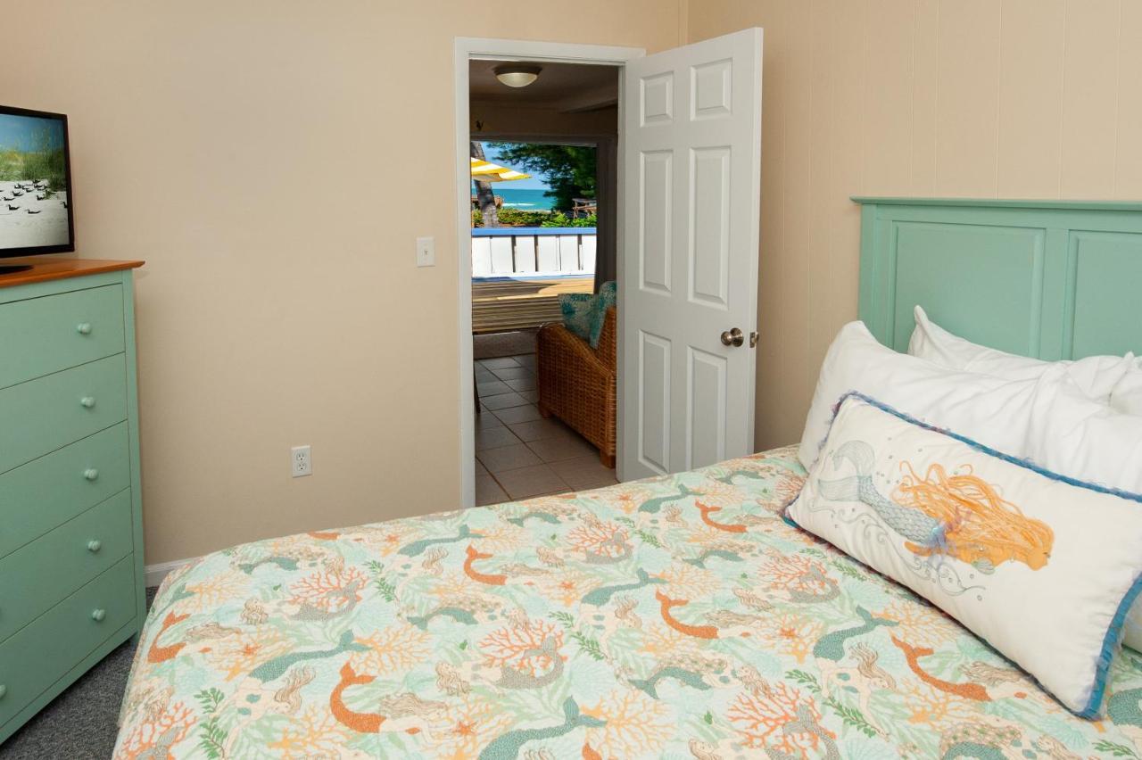 Cedar Cove Resort & Cottages Holmes Beach Exterior photo